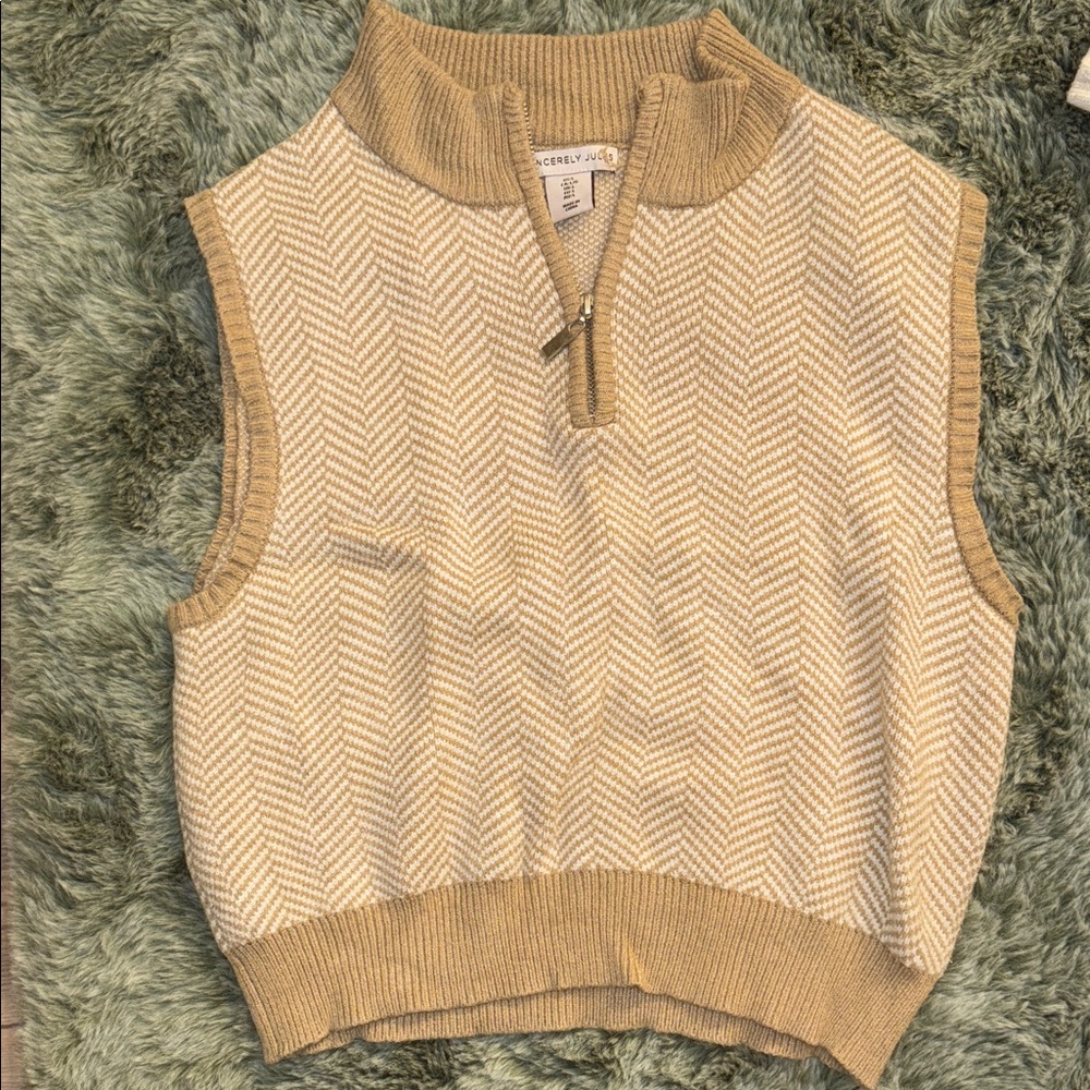 Sincerely Jules Cream and Tan Herringbone Zip Mock Neck Sweater Vest